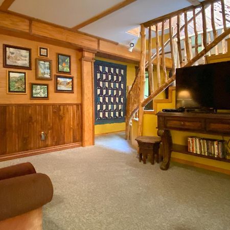 Country Sunshine Bed And Breakfast Hermosa Exterior photo