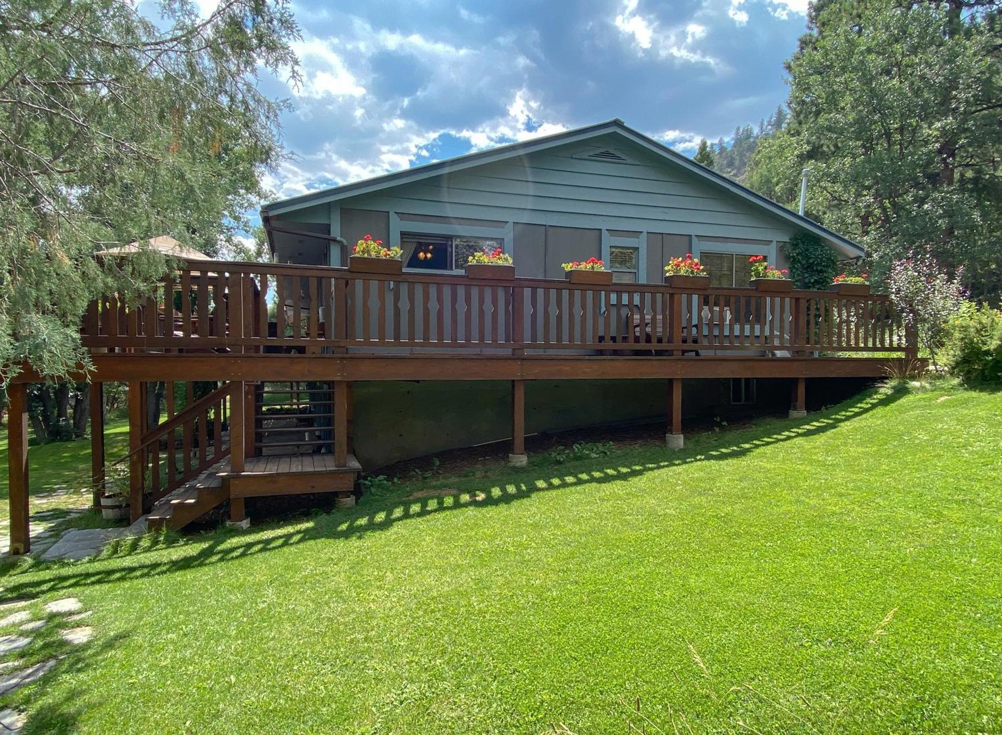 Country Sunshine Bed And Breakfast Hermosa Exterior photo